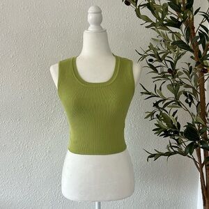 House of Harlow Basic Ribbed Crop Top